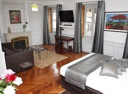 Des Celestins Otel 3*