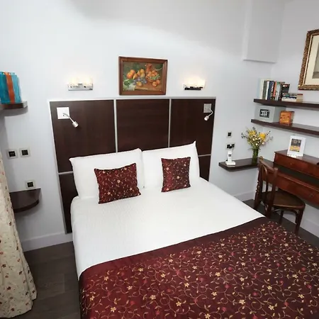 Des Celestins Hotell 3*