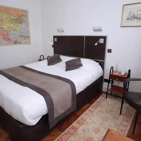 Des Celestins Hotel 3*