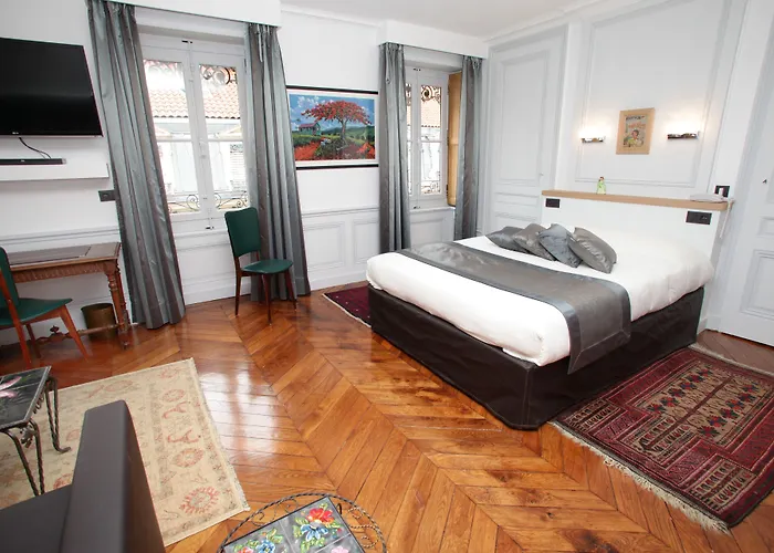 Des Celestins Hotel 3*